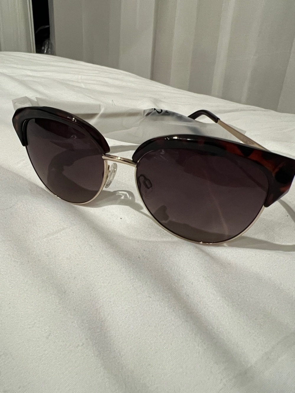 Kenneth Cole Reaction Sunglass Round Tortoise Gold Metal, Gradient  KC1398 52F